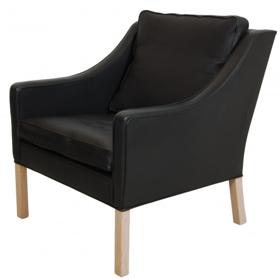 Børge Mogensen 2207 lounge chair in black leather