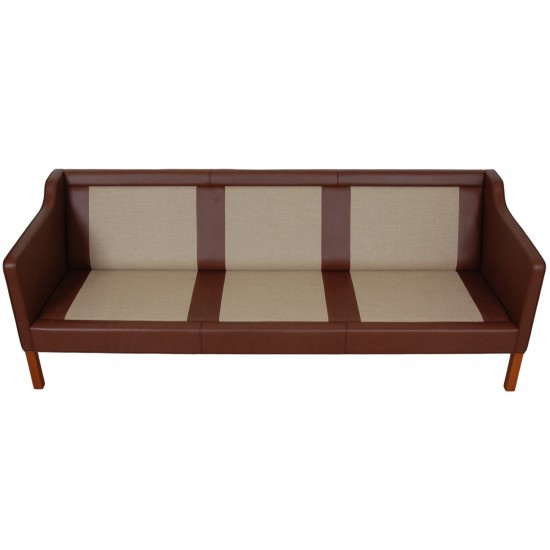 Børge Mogensen 2213 3.seater sofa reupholstered in mokka bizon leather