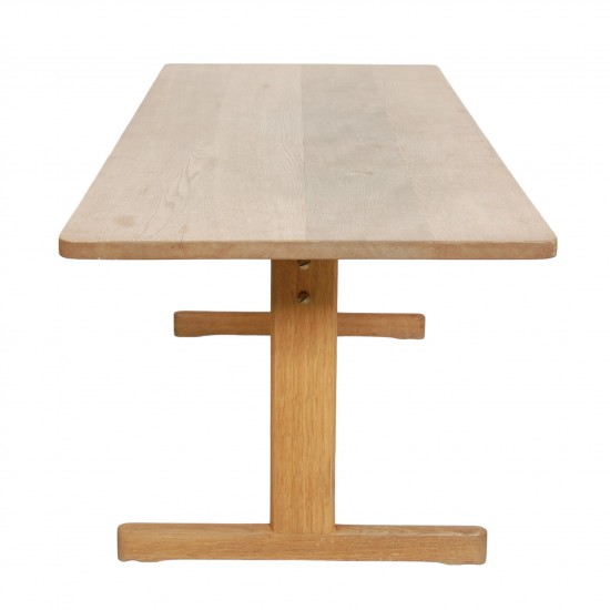 Børge Mogensen Coffee Table model 269 of oak
