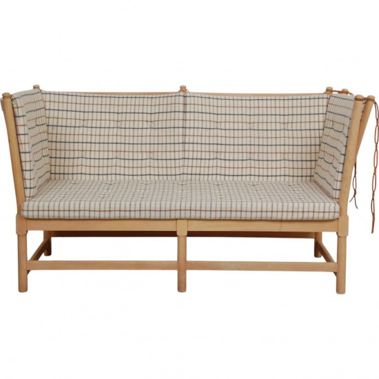 Børge Mogensen Spoke-back sofa in Hestedækken fabric