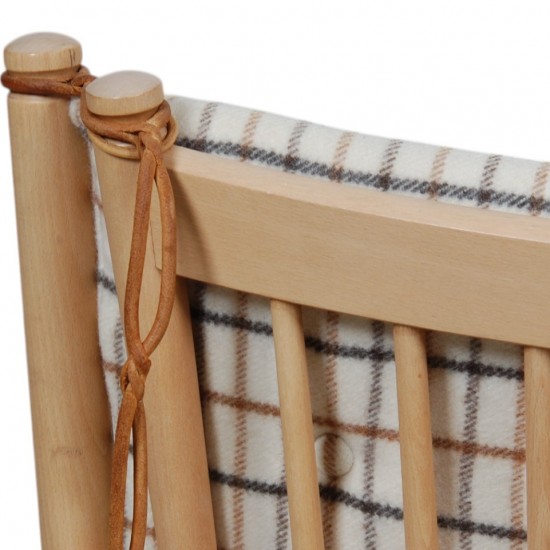 Børge Mogensen Spoke-back sofa in Hestedækken fabric