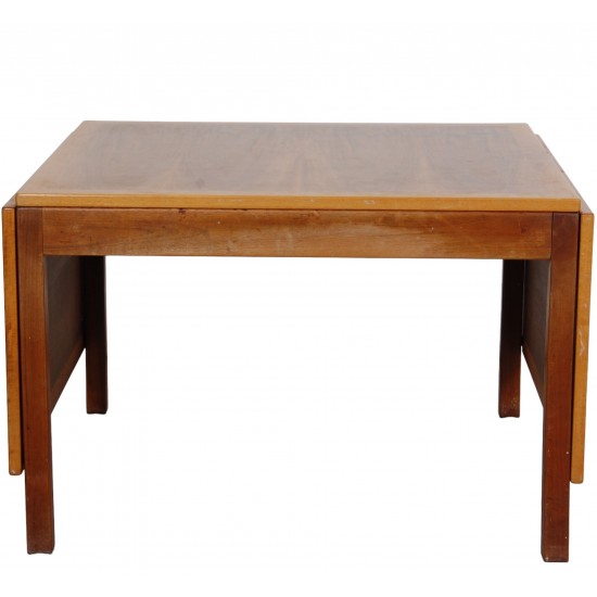 Børge Mogensen 5362 Coffee table in rose wood