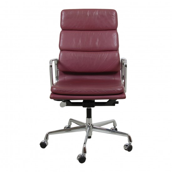 Charles Eames Ea-219 office chair fully upholstered in Red premium leather