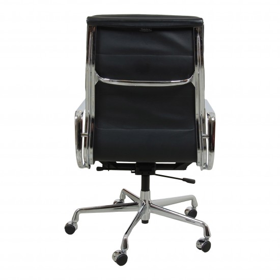 Charles Eames Ea-219 office chair fully upholstered in Black leather