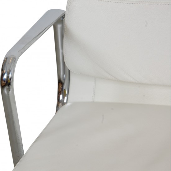 Charles Eames Ea-217 Kontorstol i hvidt læder