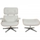 Charles Eames Lounge chair med skammel i hvidt læder