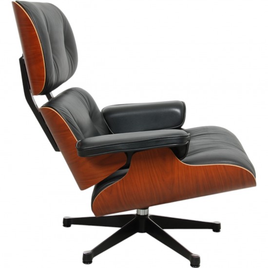 Charles Eames Lounge chair med Skammel i sort læder
