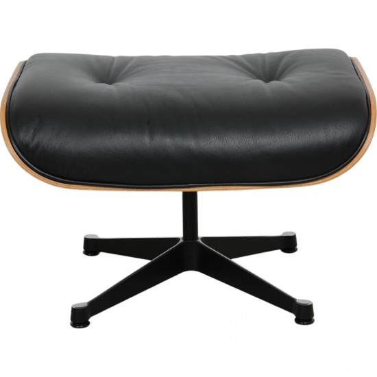 Charles Eames Lounge chair med Skammel i sort læder