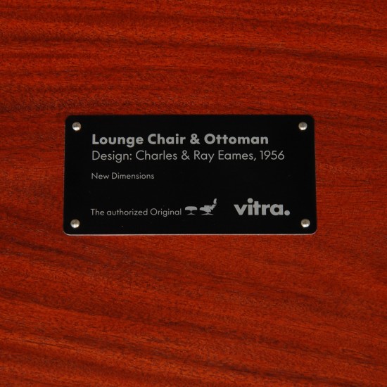 Charles Eames Lounge chair med Skammel i sort læder