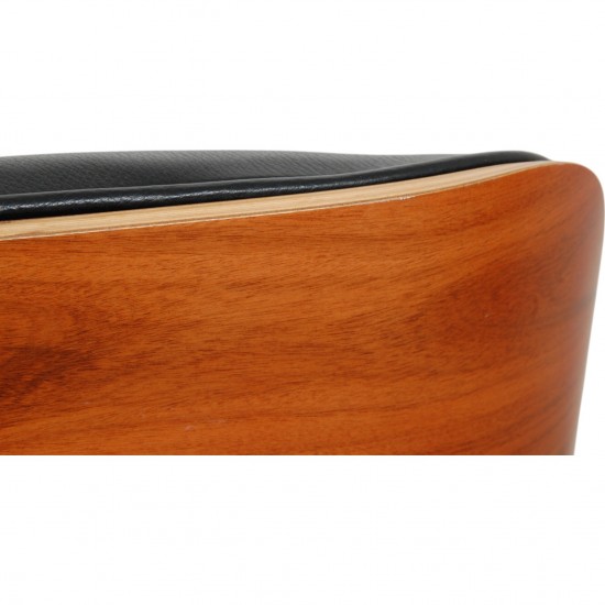 Charles Eames Lounge chair i sort læder
