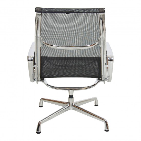 Charles Eames Ea-116 lounge chair with black net