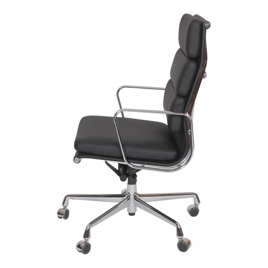 Charles Eames New Office chair, EA-219, black leather