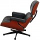 Charles Eames Lounge chair i sort læder og kirsebærtræ