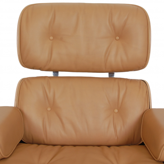 (NEW) Charles Eames Lounge chair with ottoman in caramel coloured leather