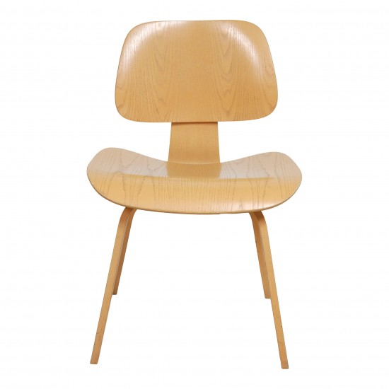 Charles Eames DCW Stol i formstøbt ask