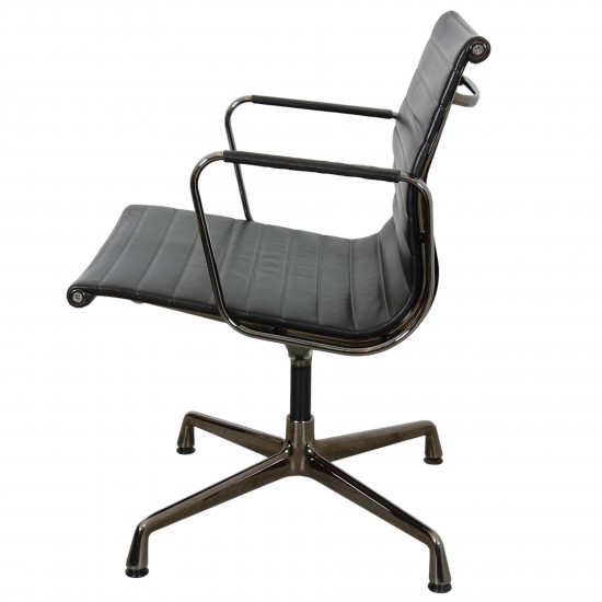 Charles Eames Ea-108 in dark brown leather
