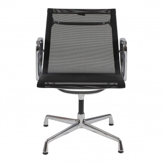 Charles Eames Ea-108 chair with black mesh