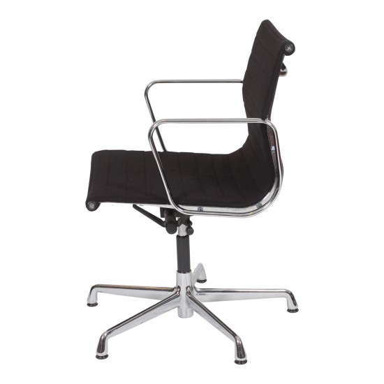 Charles Eames Ea-108 chair with black hopsak fabric