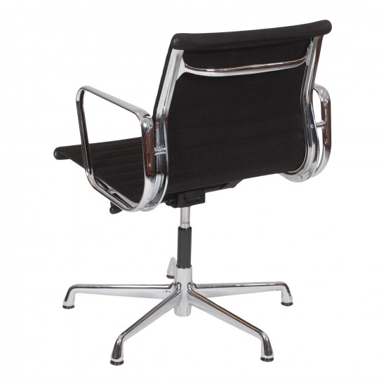 Charles Eames Ea-108 chair with black hopsak fabric