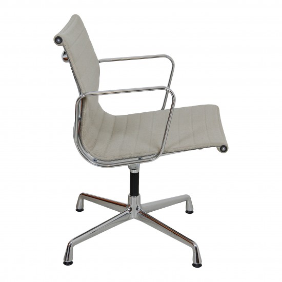 Charles Eames Ea-108 i grønt hopsak stof