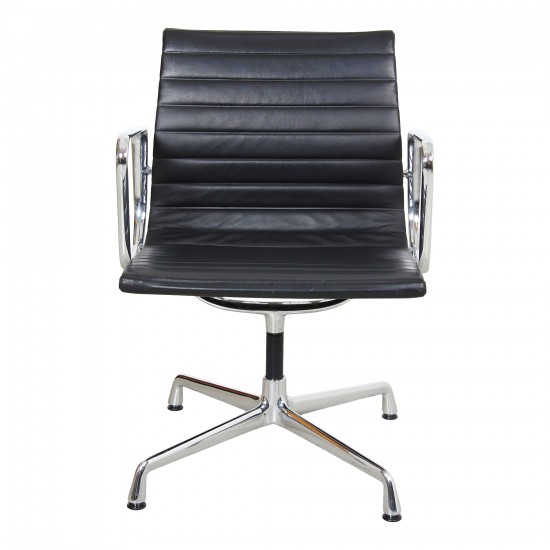 Charles Eames Ea-108 conference chair in black leather and chrome