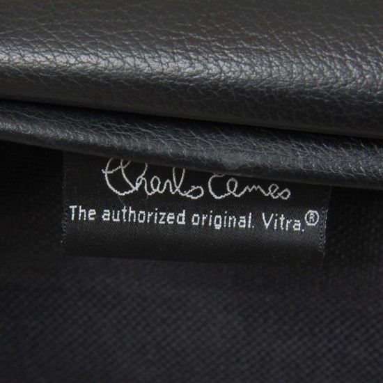 Charles Eames Ea-108 stole i sort læder 
