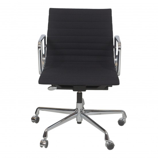 Charles Eames New office chair EA-117 with black hopsak fabric