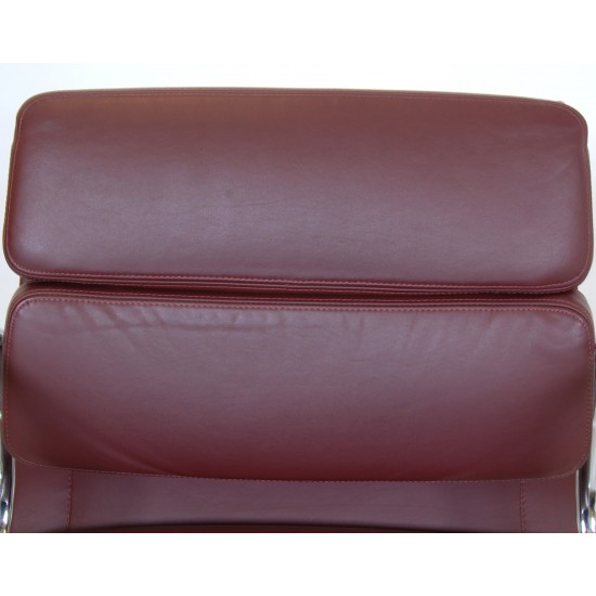 Charles Eames EA-208 sofpad chair in red/brown premium leather