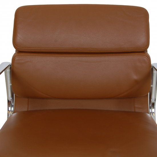 Charles Eames Ea-217 office chair in brown leather