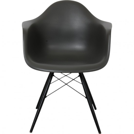 Sæt med 4 Umbra Charles Eames DAW stole