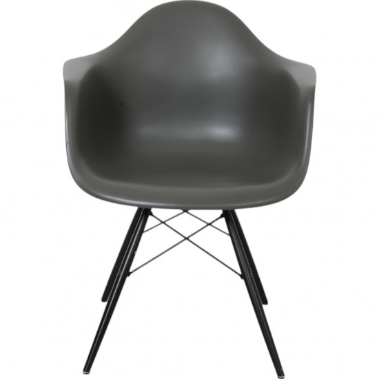 Sæt med 4 Umbra Charles Eames DAW stole