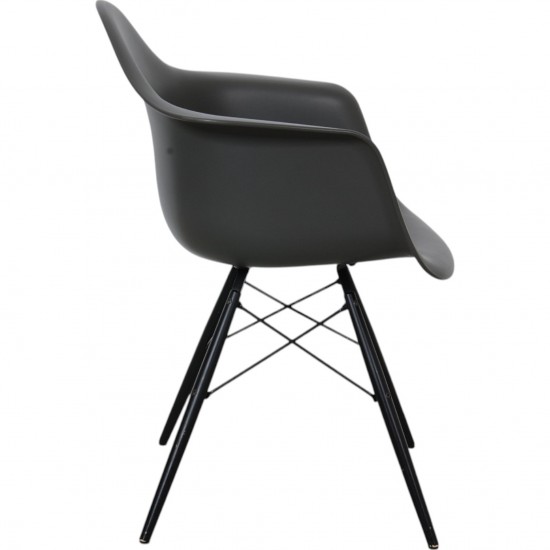 Sæt med 4 Umbra Charles Eames DAW stole