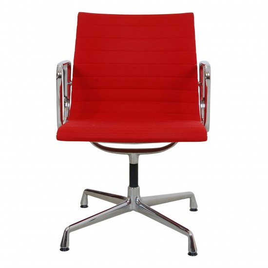Charles Eames Ea-108 chair in red Hopsak fabric 