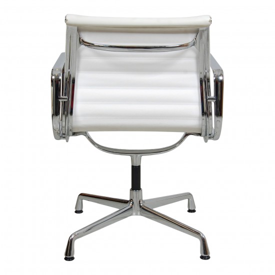 Charles Eames Ea-108 chair with white leather