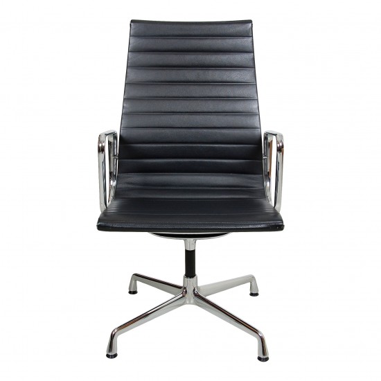 Charles Eames Ea-109 chair with black leather