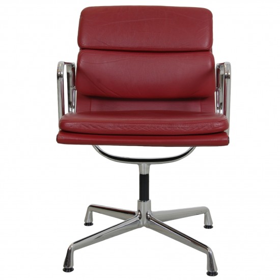 Charles Eames Ea-208 chair in dark red leather