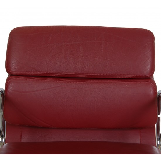 Charles Eames Ea-208 chair in dark red leather