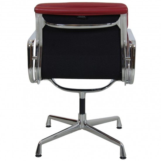 Charles Eames Ea-208 chair in dark red leather