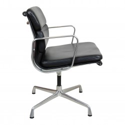 Charles Eames Ea-208 Softpad Chair with black leather and matte armrests Charles Eames Ea-208 Softpad Chair with black leather and matte armrests