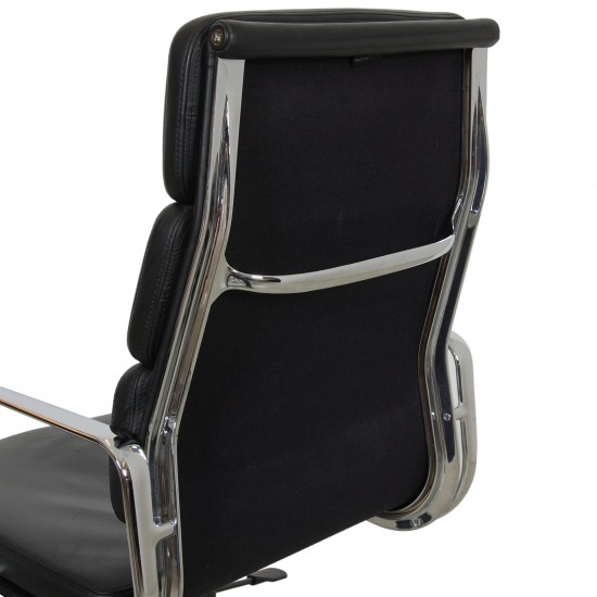 Charles Eames Ea-219 softpad office chair