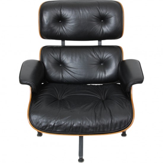 Charles Eames Lounge chair with ottoman in black leather