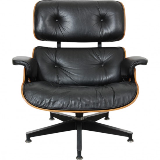 Charles Eames Lounge chair with ottoman in black leather