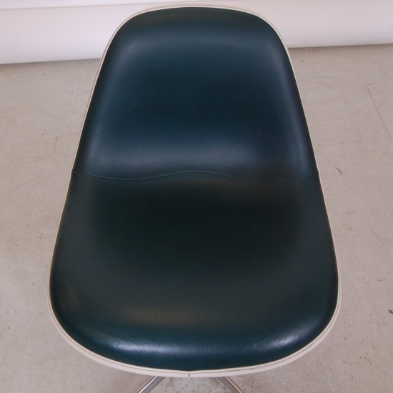 Sæt Charles Eames La Fonda stole i grønt læder (4)