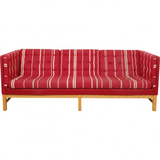 Erik Jørgensen EJ-315 3.personers sofa i rød stof