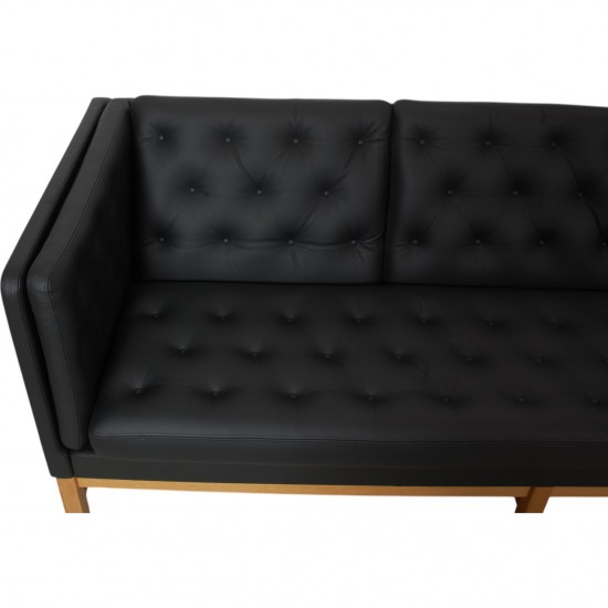 Erik Jørgensen EJ-315 3.personers sofa i nybetrukket sort bizon læder