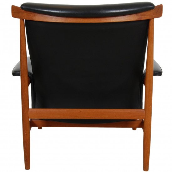 Finn Juhl Bwana chair in black leather and teak