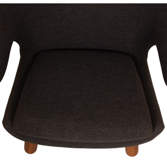 Finn Juhl Pelikan chair in dark grey Hallingdal fabric