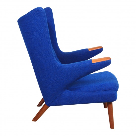 Hans J. Wegner Papa bear chair with blue fabric and teak wood