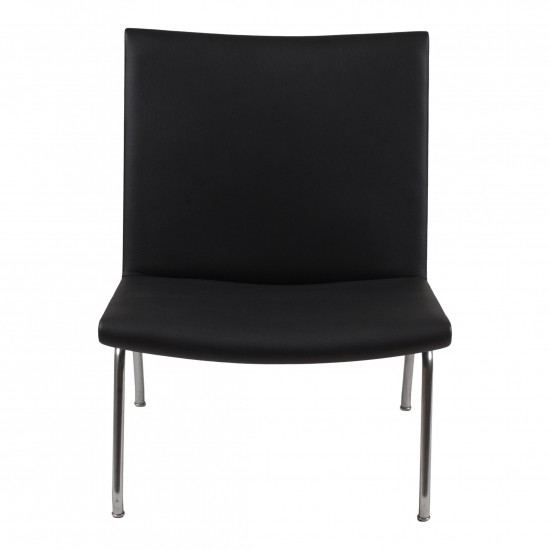 Hans J Wegner Airport chair CH401 with black bison leather