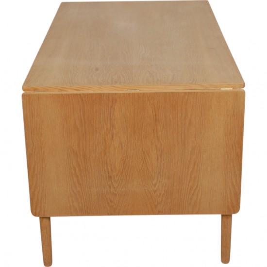 Hans Wegner AT-305 desk of oak